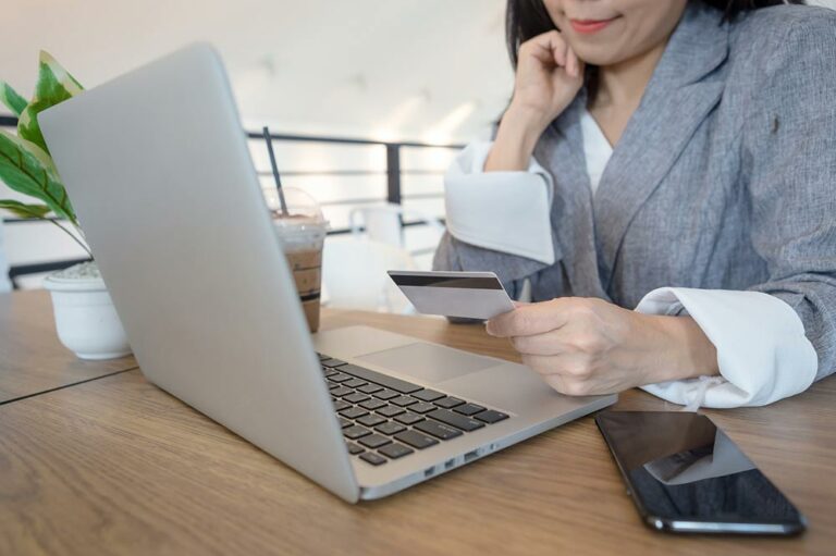 10 mistakes to avoid when paying off debt