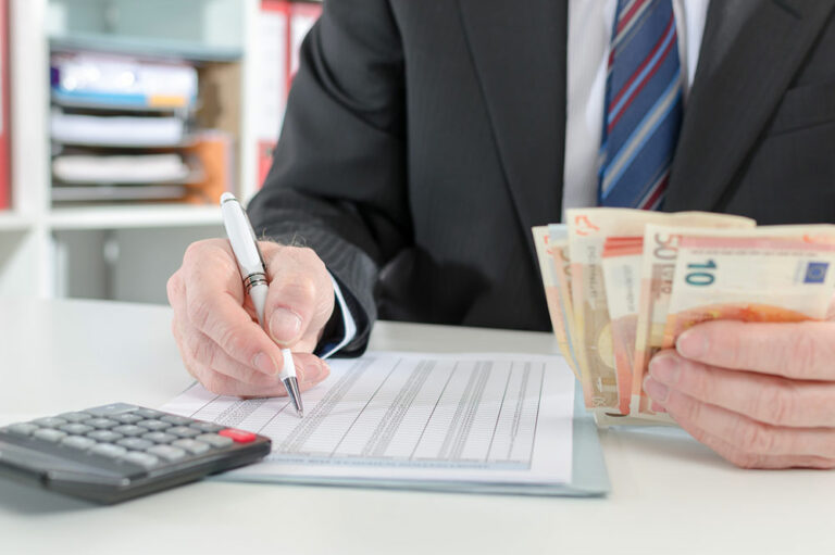 10 things to consider before making an investment